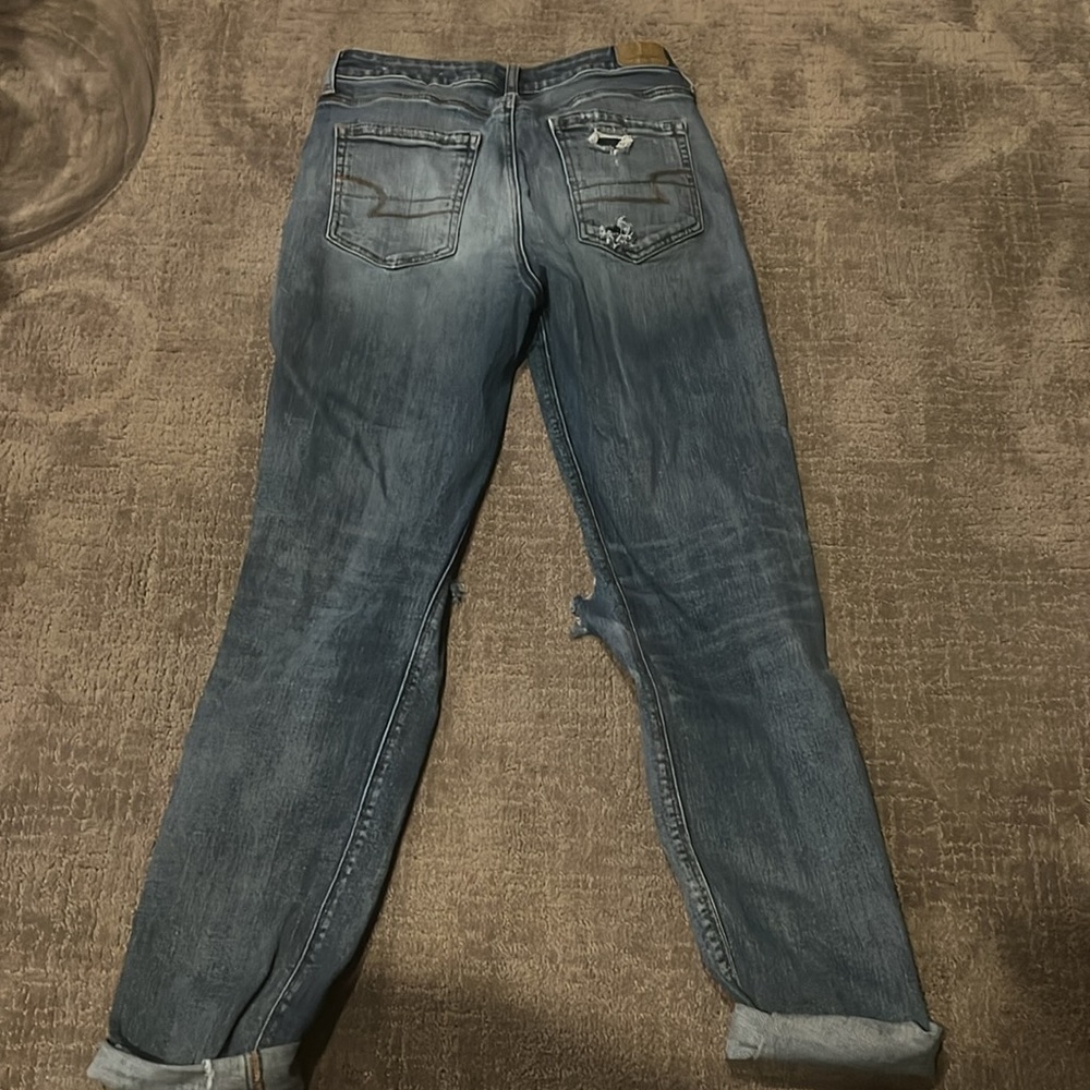 American Eagle Ripped Jeans - Picture 6 of 7